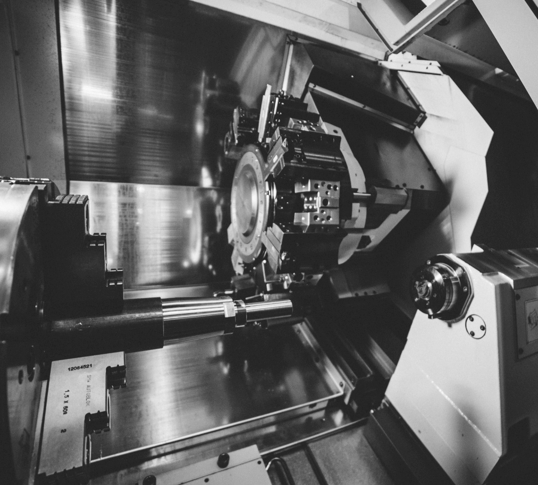 Fraisage usinage CNC sur machine-outil à commande numérique 5 axes
